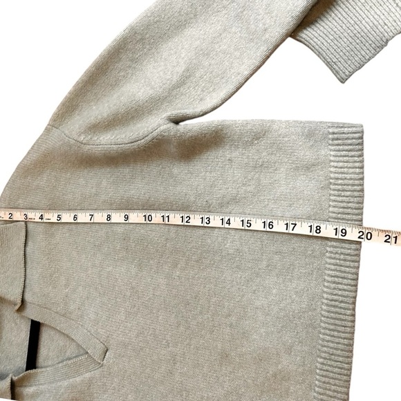 Zara Women's Cropped Polo Collar Knit Sweater- Size Medium - Picture 10 of 11